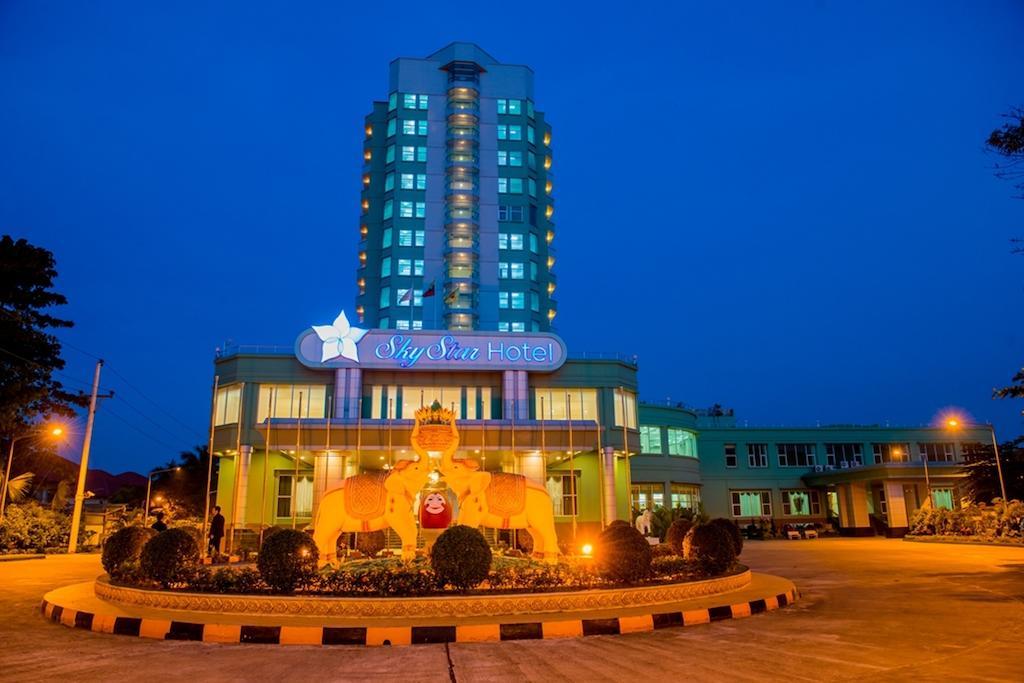 Sky Star Hotel Yangon Exterior photo