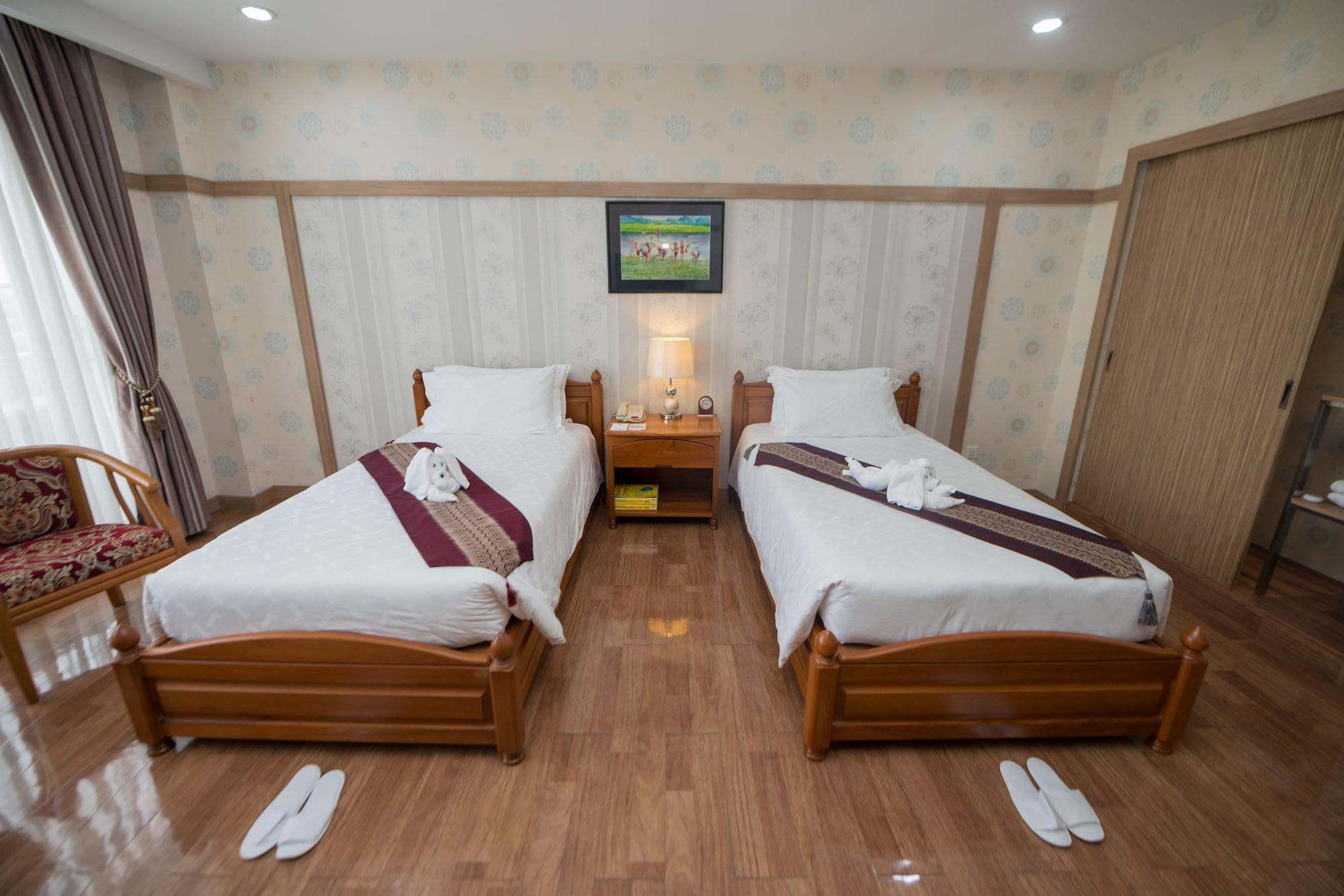 Sky Star Hotel Yangon Exterior photo